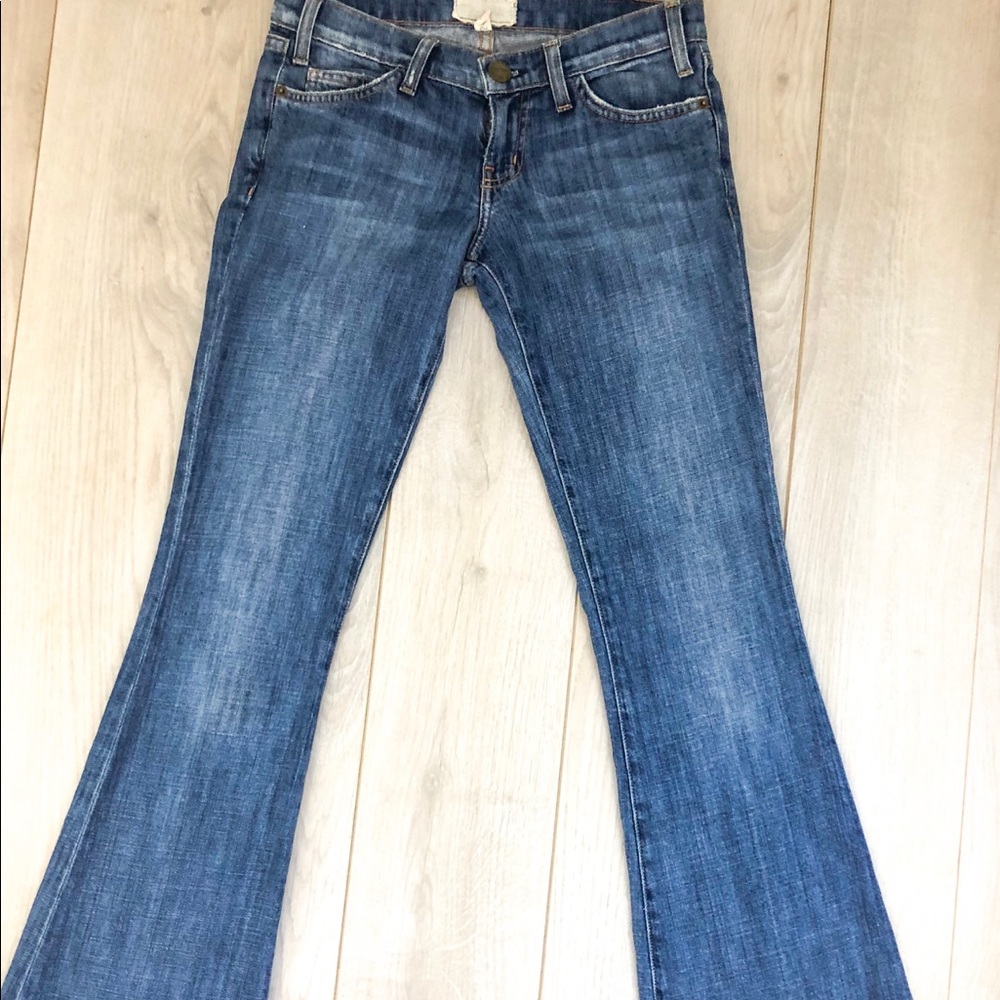 Current/Elliott Low Bell Jeans in Blue Moon